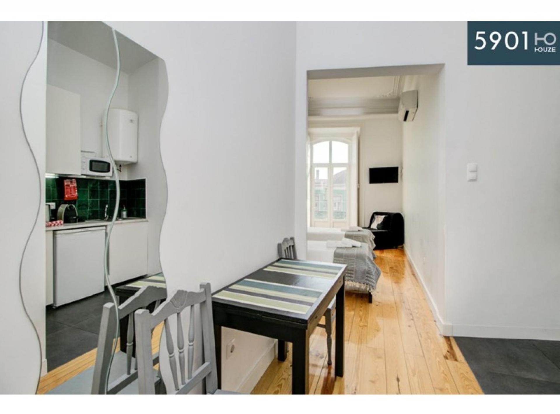 Houze_Central Studio Near Lx Factory And The River Lisbon Bagian luar foto