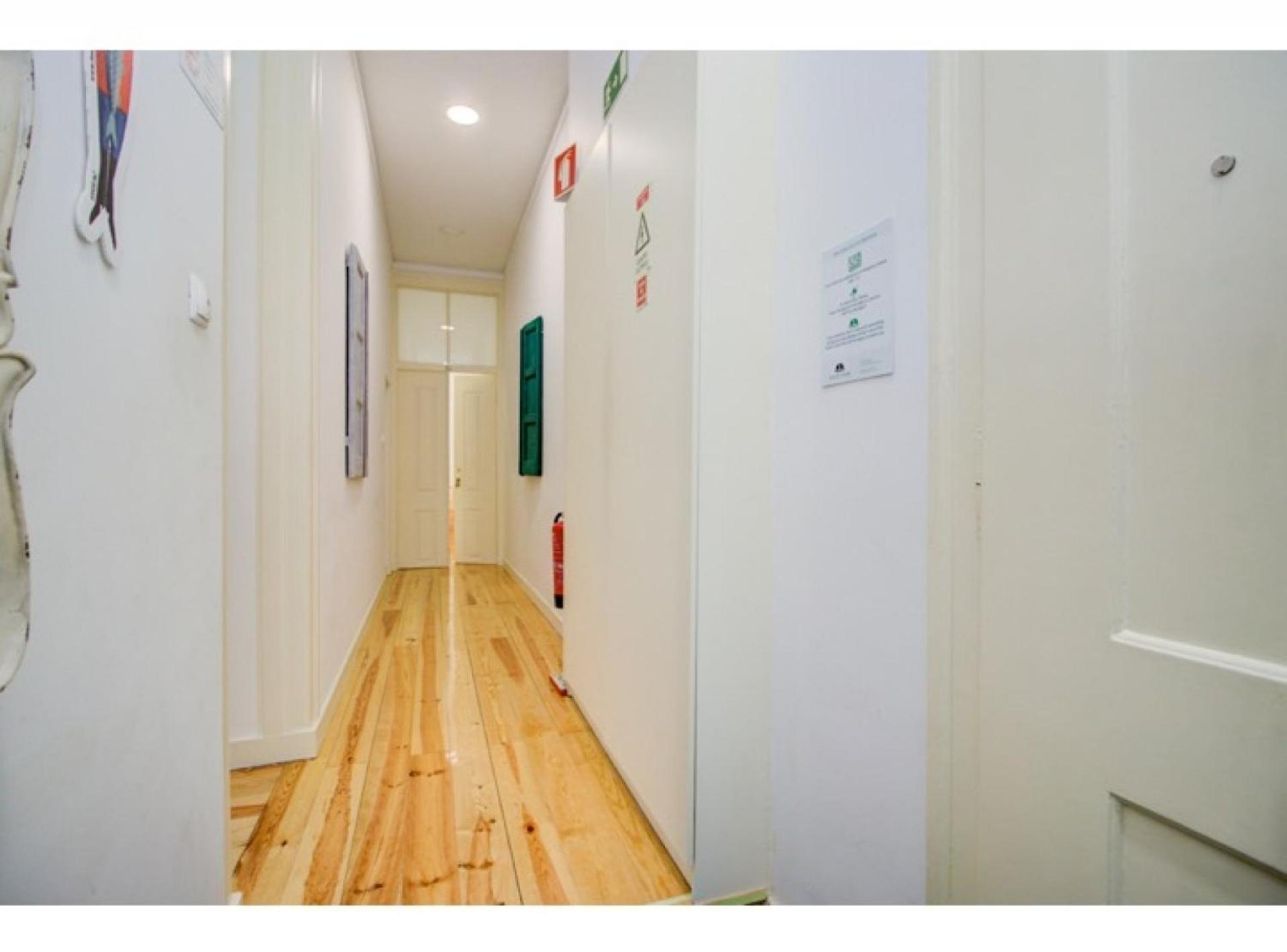 Houze_Central Studio Near Lx Factory And The River Lisbon Bagian luar foto